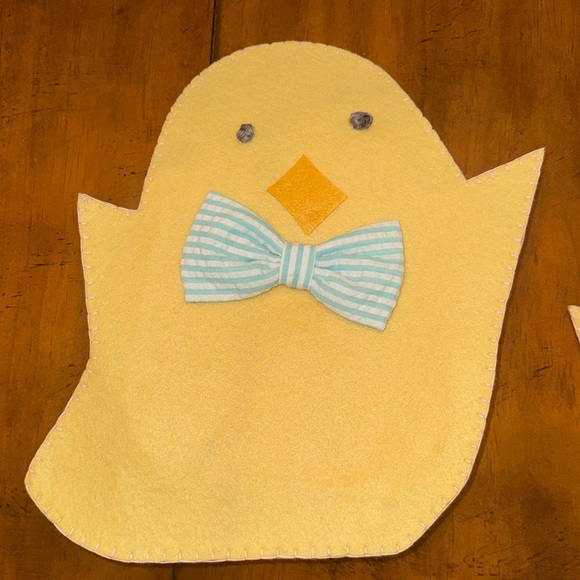 NWOT Pottery Barn Kids Chick Chairbacker - price is firm - Picture 5 of 6